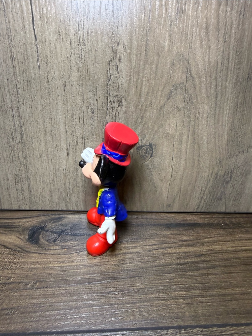 Disney Epcot Mickey Mouse 4" Posable Plastic Figure Red White & Blue w/ Top Hat - Picture 2 of 6